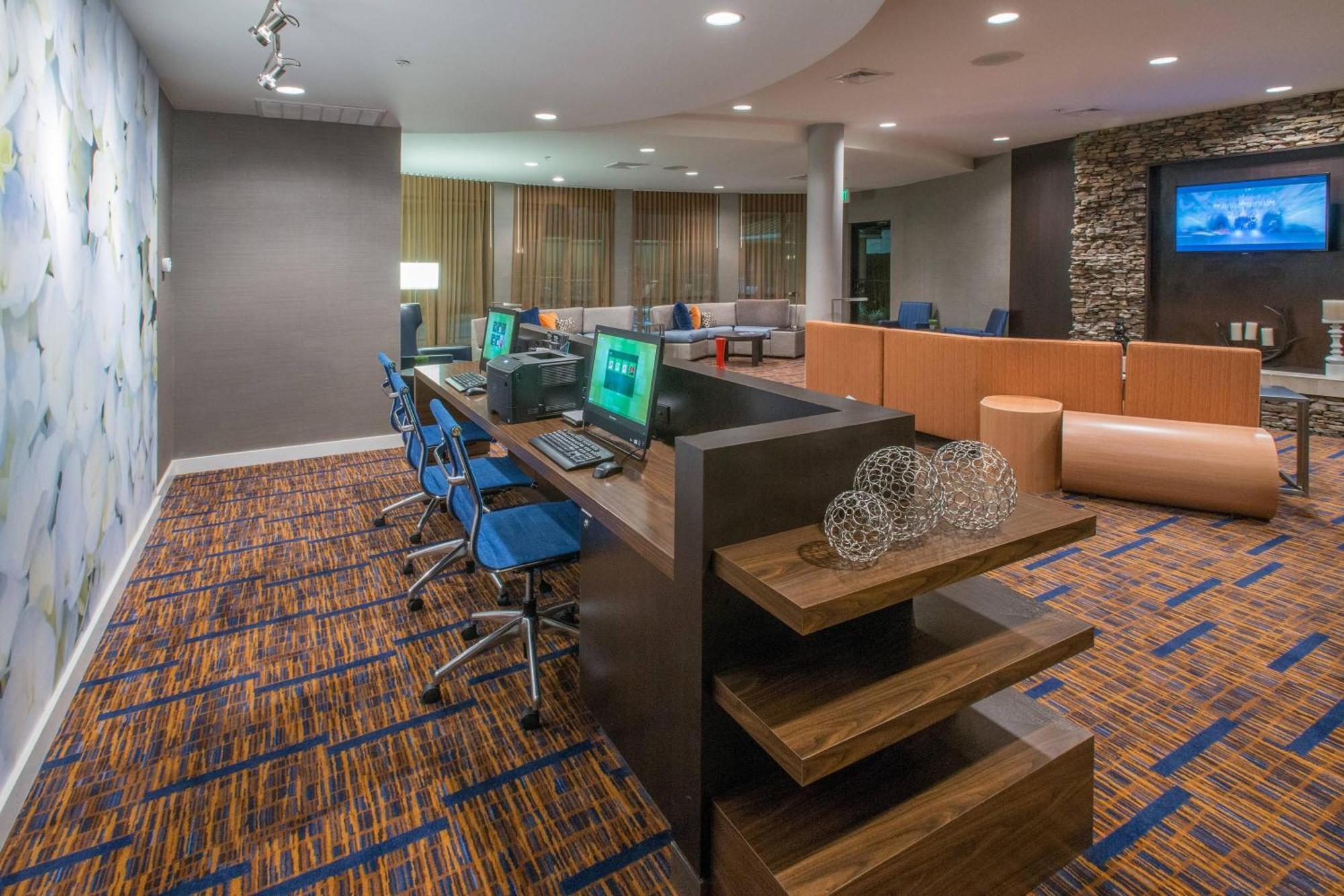 Courtyard By Marriott Albany Hotell Eksteriør bilde
